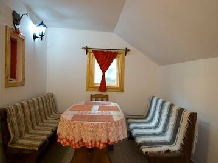 Pensiunea La Ionica - accommodation in  Apuseni Mountains (04)