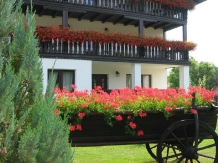 Pensiunea Casa Ta - accommodation in  Gura Humorului, Voronet, Bucovina (02)