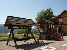 Pensiunea La Roata - alloggio in  Gura Humorului, Voronet, Bucovina (05)
