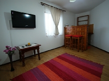Pensiunea La Roata - alloggio in  Gura Humorului, Voronet, Bucovina (15)