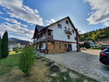 Pensiunea La Filuta - accommodation in  Bucovina (01)