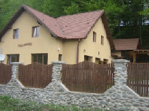 Pensiunea Izvorul Caprioarei - accommodation in  Fagaras and nearby (03)