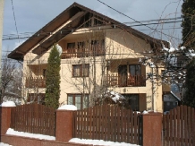 Pensiunea Magnolia - accommodation in  Ceahlau Bicaz (01)