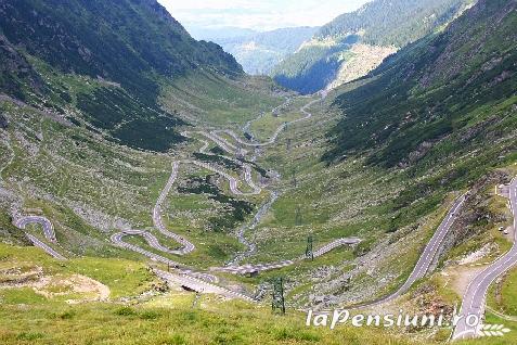Pensiunea Ela - cazare Transilvania (Activitati si imprejurimi) Pensiunea Ela - cazare Transilvania (Activitati si imprejurimi)