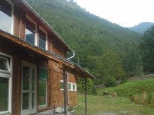 Cabana Bulzuireana - cazare Apuseni, Valea Draganului (05)