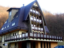 Casa Vanatorilor - cazare Valea Oltului (10)