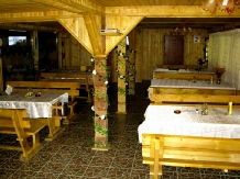 Pensiunea Garvis - accommodation in  Olt Valley, Voineasa (03)