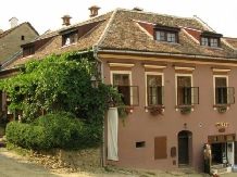 Pensiunea Casa Baroca - accommodation in  Sighisoara (01)