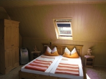 Casa Dan - accommodation in  Sovata - Praid (04)