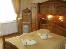 Pensiunea Uzu - accommodation in  Comanesti (07)