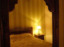 Pensiunea Ghizela - accommodation in  Comanesti (16)