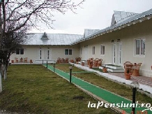 Pensiunea Excelsior - cazare Moldova (01)