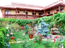 Pensiunea Rosu - accommodation in  Black Sea (02)