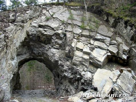 Pensiunea Monte Carlo - cazare Moldova (Activitati si imprejurimi)