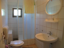 LaPeCasa Lucia - cazare Muntenia (07)