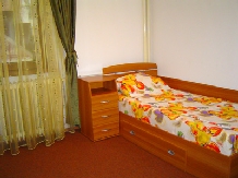 Pensiunea Sabina - accommodation in  Moldova (07)