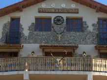 Pensiunea La Izvoare - accommodation in  Oltenia (01)