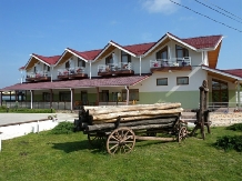 Pensiunea Dobrina - accommodation in  Moldova (01)