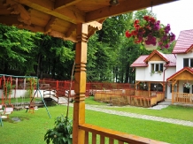 Pensiunea Maria - accommodation in  Fagaras and nearby, Sambata (05)