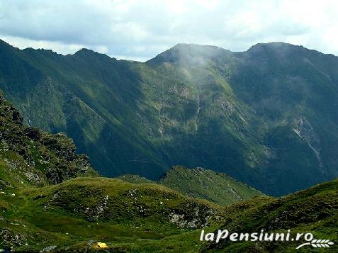 Pensiunea Casa Zmeilor - cazare Fagaras, Sambata (Activitati si imprejurimi)