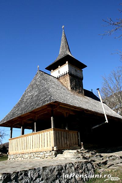 Pensiunea sub Piatra - alloggio in  Tara Motilor, Arieseni (Attivit&agrave; e i dintorni)