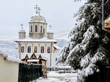 Pensiunea Piscul Soarelui - cazare Tara Muscelului (11)