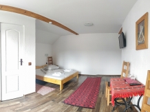Pensiunea Ileana 'Adults Only' - accommodation in  Sibiu Surroundings (03)