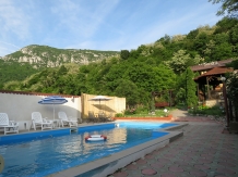 Pensiunea Sandra - accommodation in  Cernei Valley, Herculane (01)