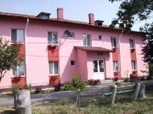 Rural accommodation at  Pensiunea La Jura