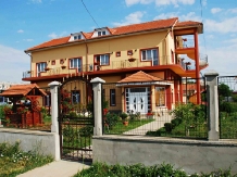 Pensiunea Heaven Garden - accommodation in  Black Sea (01)