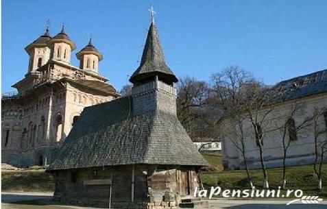 Pensiunea Lacul Stiucii - cazare Transilvania (Activitati si imprejurimi)