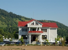 Pensiunea BaladoR - accommodation in  Ceahlau Bicaz (01)