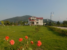 Pensiunea BaladoR - accommodation in  Ceahlau Bicaz (05)