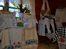 Cabana Victor - cazare Tara Maramuresului (49)