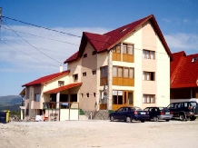 Pensiunea Paradis - alloggio in  Nord Oltenia, Transalpina (01)