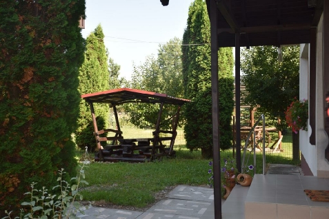 Pensiunea Voichita - cazare Gura Humorului, Voronet, Bucovina (Activitati si imprejurimi) Pensiunea Voichita - cazare Gura Humorului, Voronet, Bucovina (Activitati si imprejurimi)
