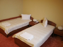 Pensiunea A&B - accommodation in  Transylvania (13)