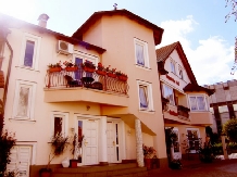 Pensiunea Curtea Bavareza - accommodation in  Transylvania (03)