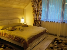 Pensiunea Casa Elvira - accommodation in  Gura Humorului, Bucovina (24)