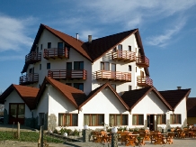 Pensiunea Coroana Reginei - accommodation in  Rucar - Bran, Moeciu, Bran (02)