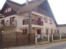 Rural accommodation at  Pensiunea Garofita Pietrei Craiului