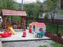 Pensiunea Ingrid - accommodation in  Rucar - Bran, Moeciu, Bran (09)