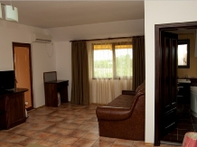 Pensiunea Delta Miraj - accommodation in  Danube Delta (03)