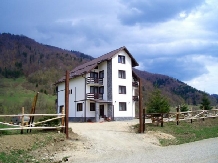 Pensiunea Casa Vanatorului - cazare Rucar - Bran, Rasnov (01)