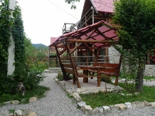 Pensiunea Raiul de pe Rau - cazare Muntenia (06)