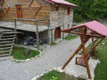 Pensiunea Raiul de pe Rau - cazare Muntenia (07)