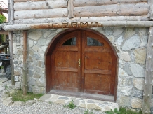 Pensiunea Raiul de pe Rau - cazare Muntenia (09)