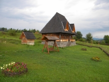 Casele de vacanta Luca si Vicentiu - accommodation in  Maramures Country (52)