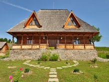 Casele de vacanta Luca si Vicentiu - accommodation in  Maramures Country (70)