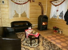 Cabana Acasa la Mos Vasile - accommodation in  Ceahlau Bicaz (12)